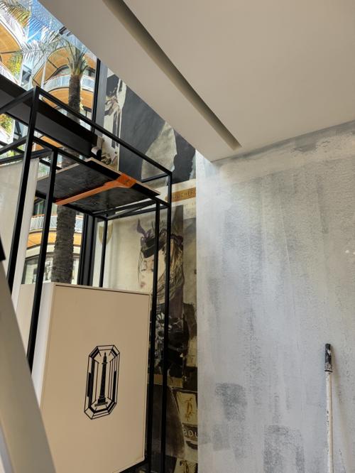 Boutique Boucheron — habillage complet de la cage d'escalier — Papier peint à Monaco